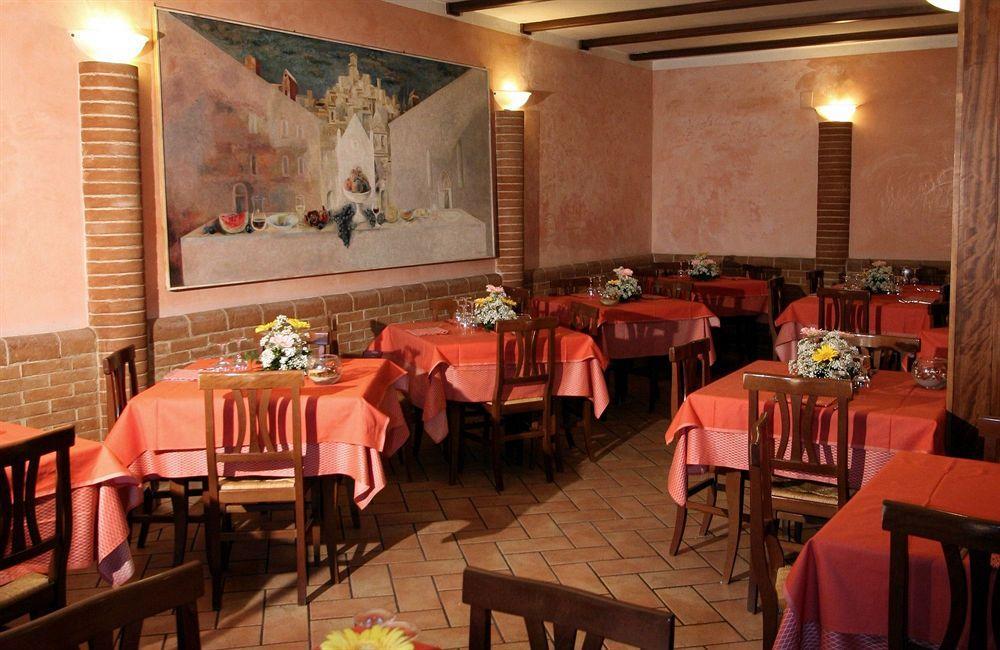 Hotel I Duchi Camerino Buitenkant foto