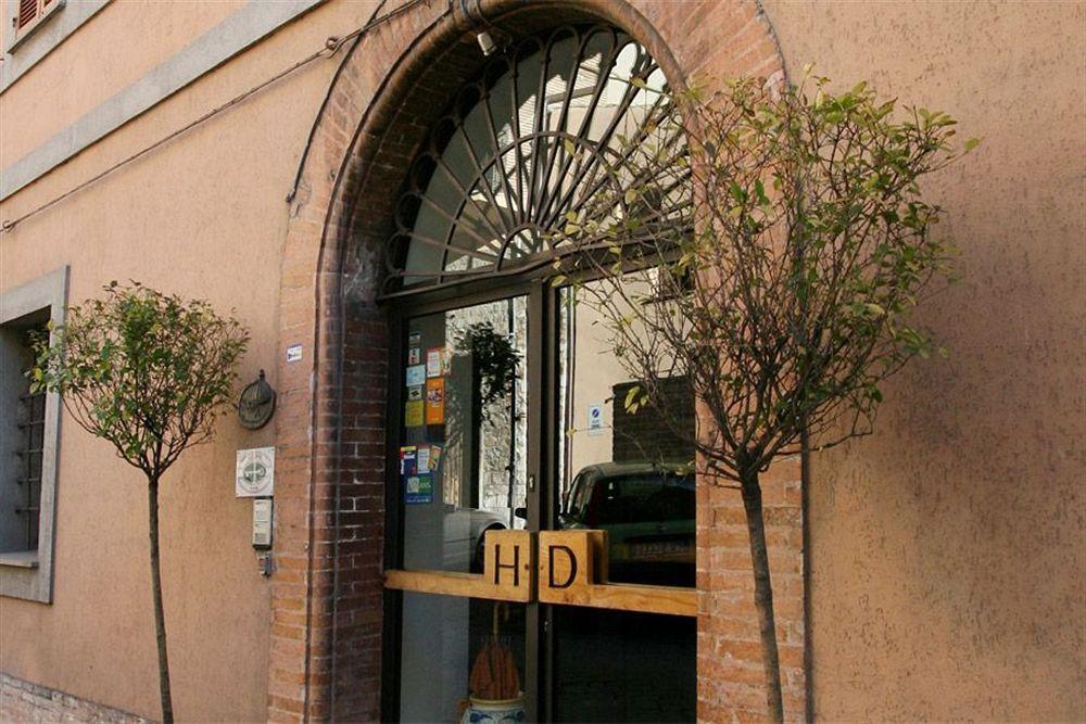 Hotel I Duchi Camerino Buitenkant foto